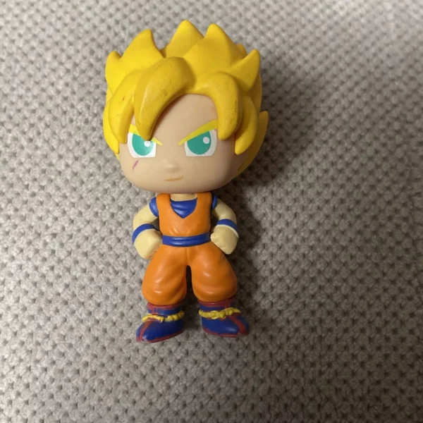 Funko Mystery Mini Dragon Ball Z SUPER SAIYAN GOKU GITD KC07062691