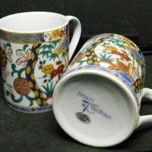 Set of Two Gorgeous IMARI GOHAN Gold Accented Coffee Mugs 3.75 Tall MG06062159